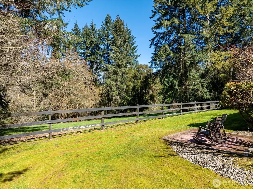 5007 Foxtrail Drive NE Olympia WA 98516