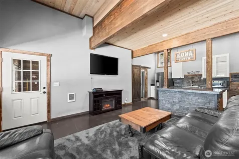 130 Horse Heaven Road Cle Elum WA 98922