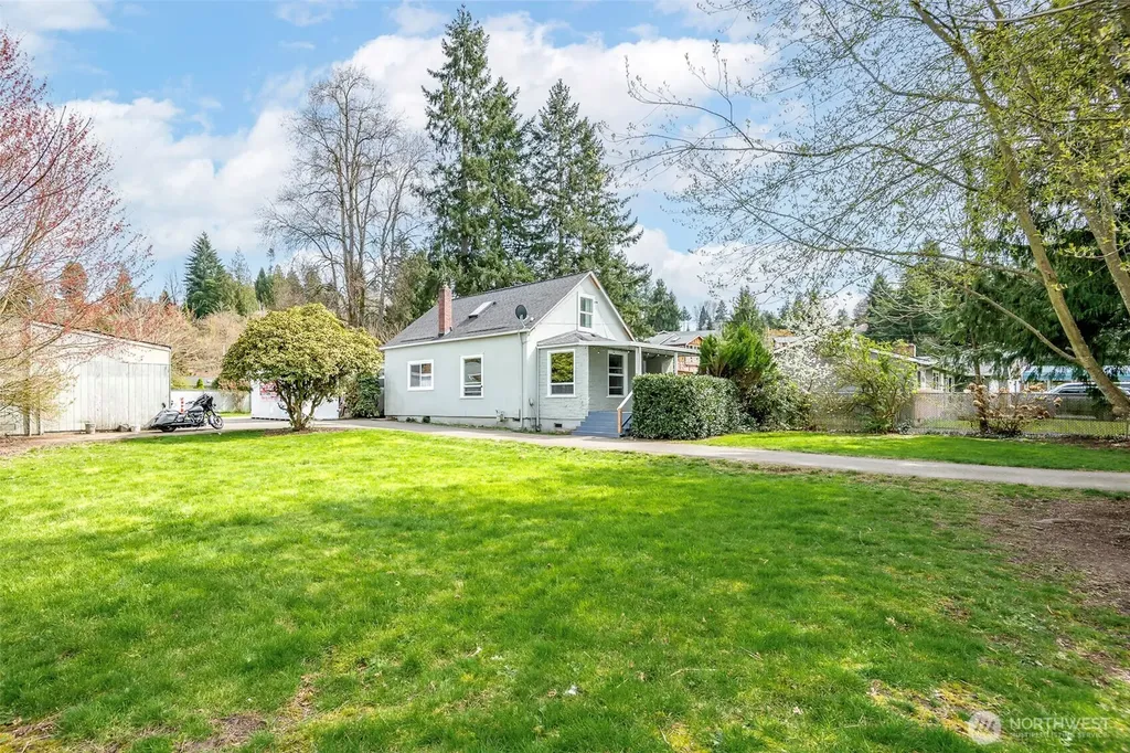 1219 21st Street SE Puyallup WA 98372