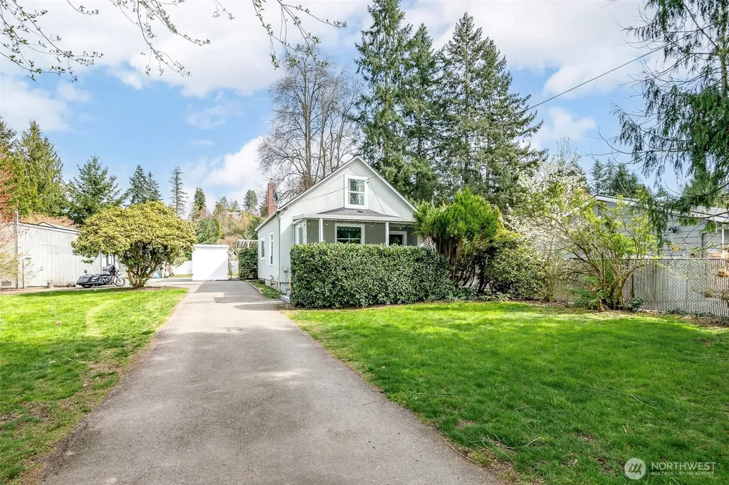 1219 21st Street SE Puyallup WA 98372