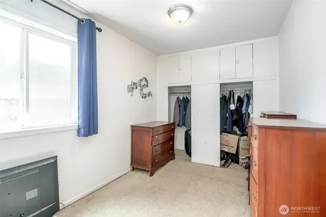 1219 21st Street SE Puyallup WA 98372