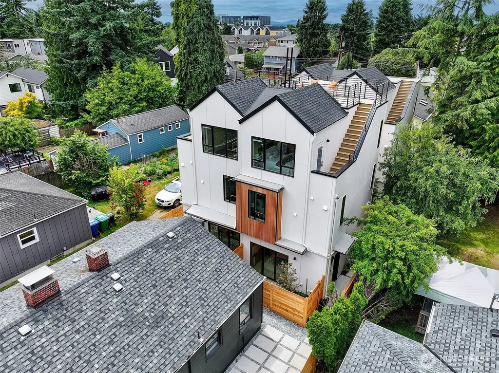 8733 13th Avenue NW Seattle WA 98117