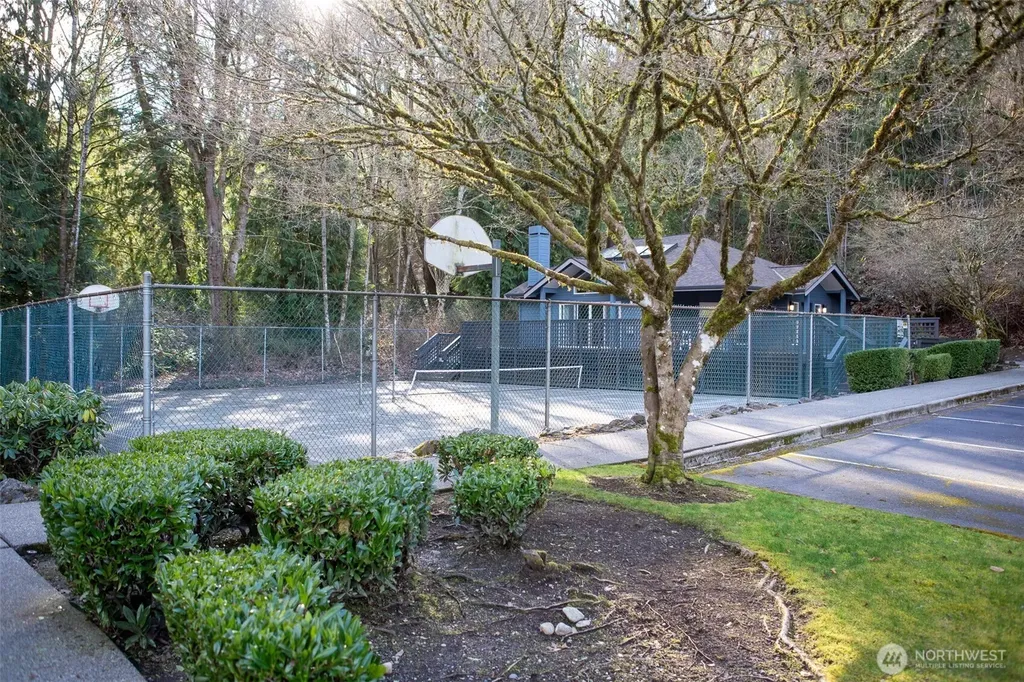 15917 Waynita Way NE Bothell WA 98011