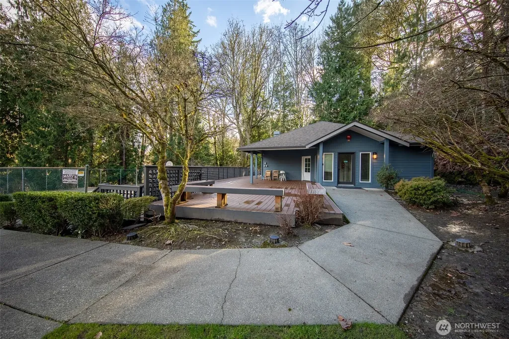 15917 Waynita Way NE Bothell WA 98011