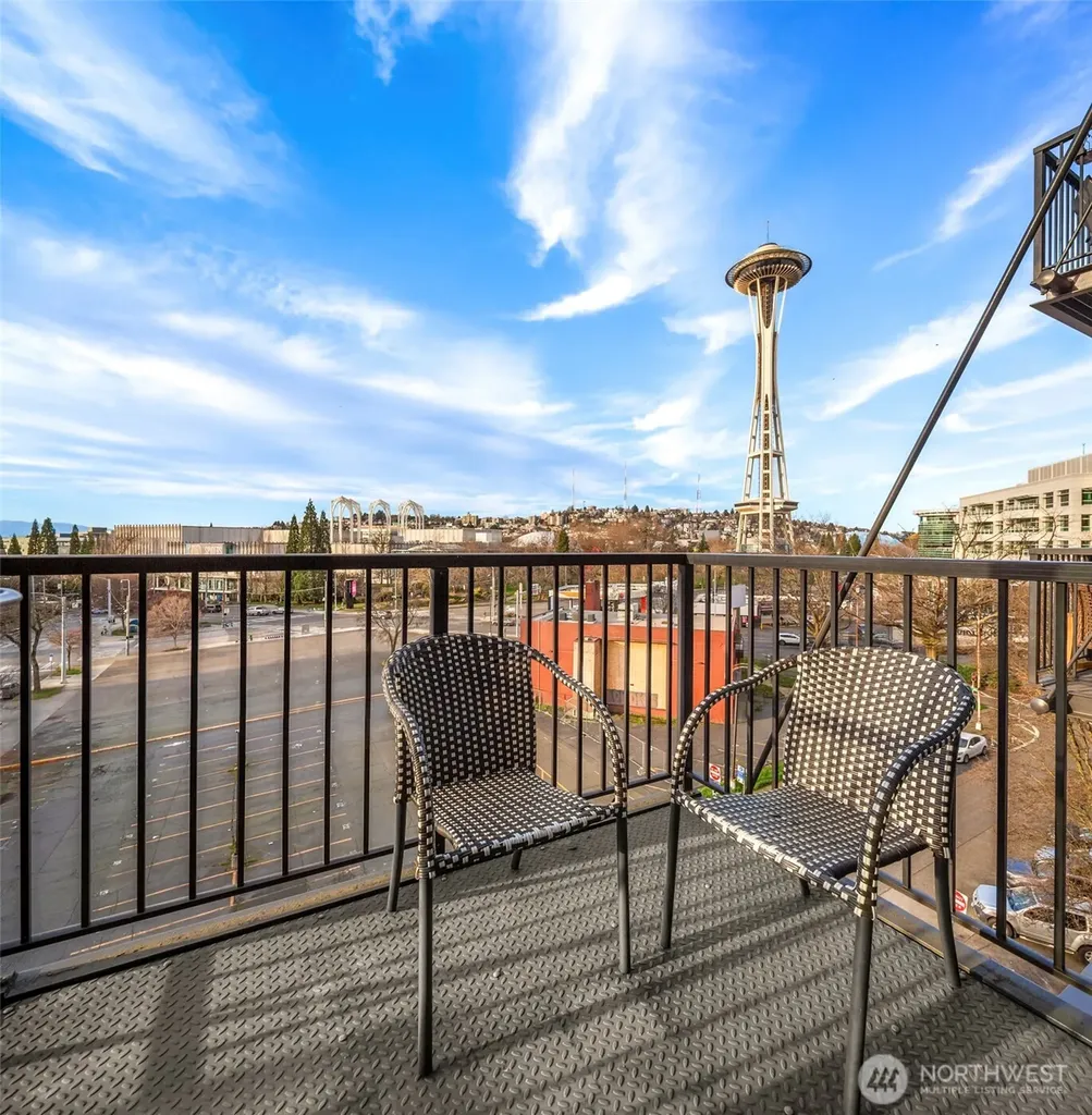 2720 3rd Avenue Seattle WA 98121