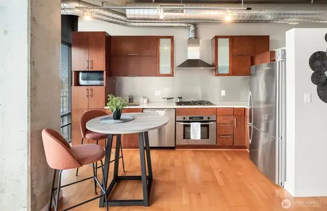 2720 3rd Avenue Seattle WA 98121