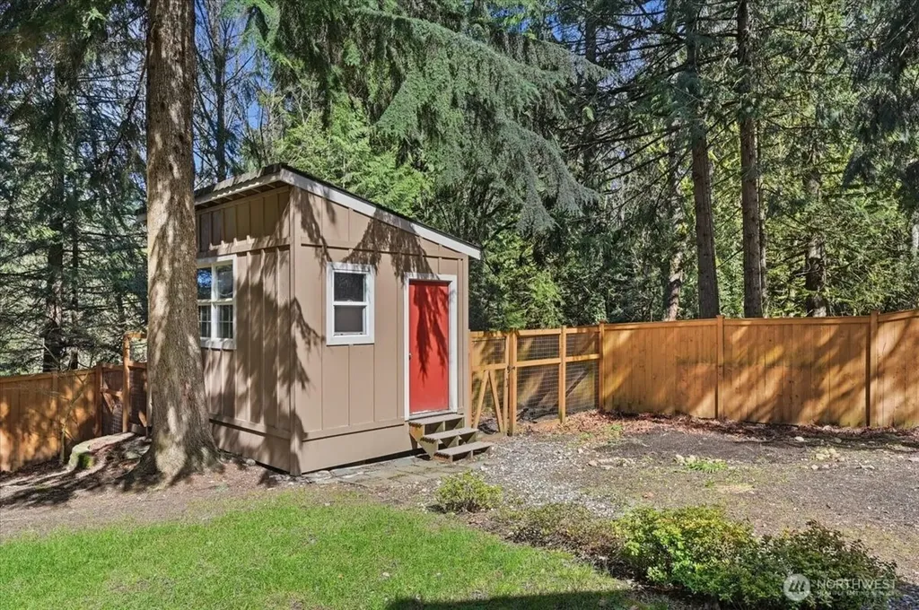 33807 SE 55th Street Fall City WA 98024