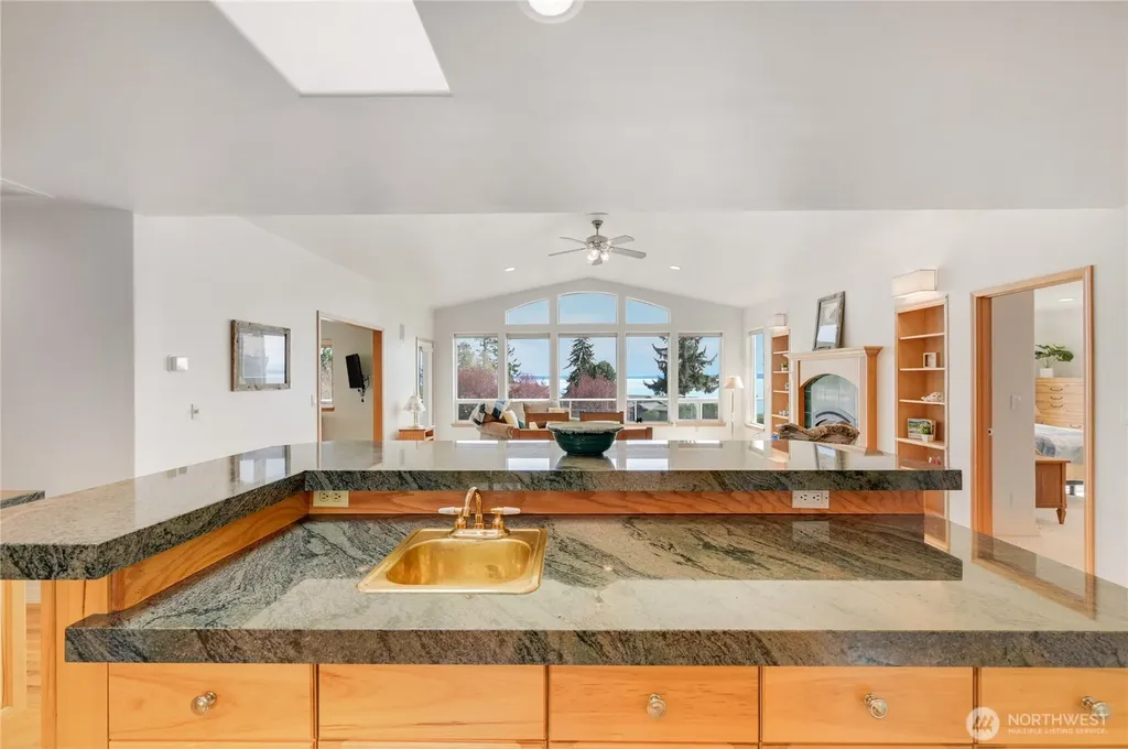 82 Montgomery Lane Port Ludlow WA 98365