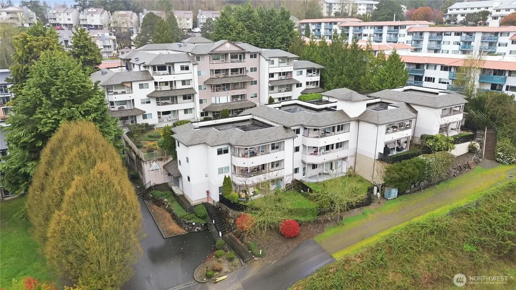 15340 Macadam Road S Tukwila WA 98188