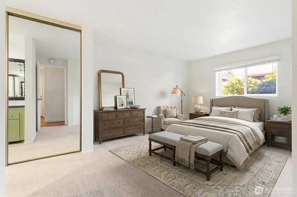 1315 S Puget Drive Renton WA 98055