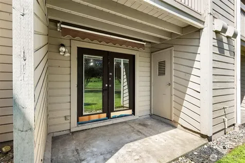 1315 S Puget Drive Renton WA 98055
