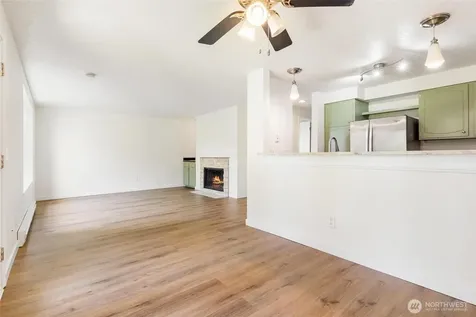 1315 S Puget Drive Renton WA 98055