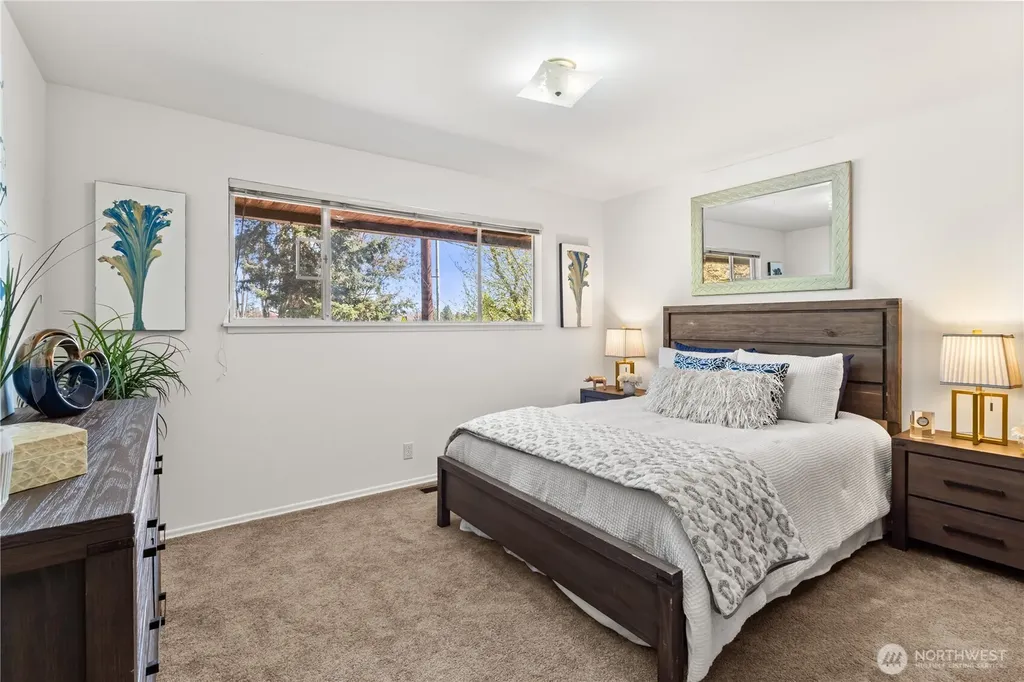 15829 4th Avenue SW Burien WA 98166