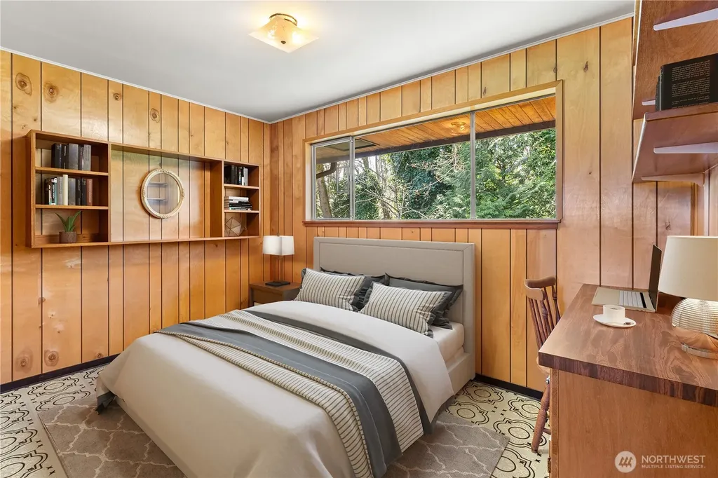 15829 4th Avenue SW Burien WA 98166