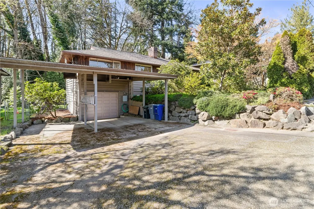 15829 4th Avenue SW Burien WA 98166