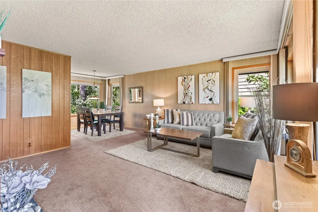 15829 4th Avenue SW Burien WA 98166