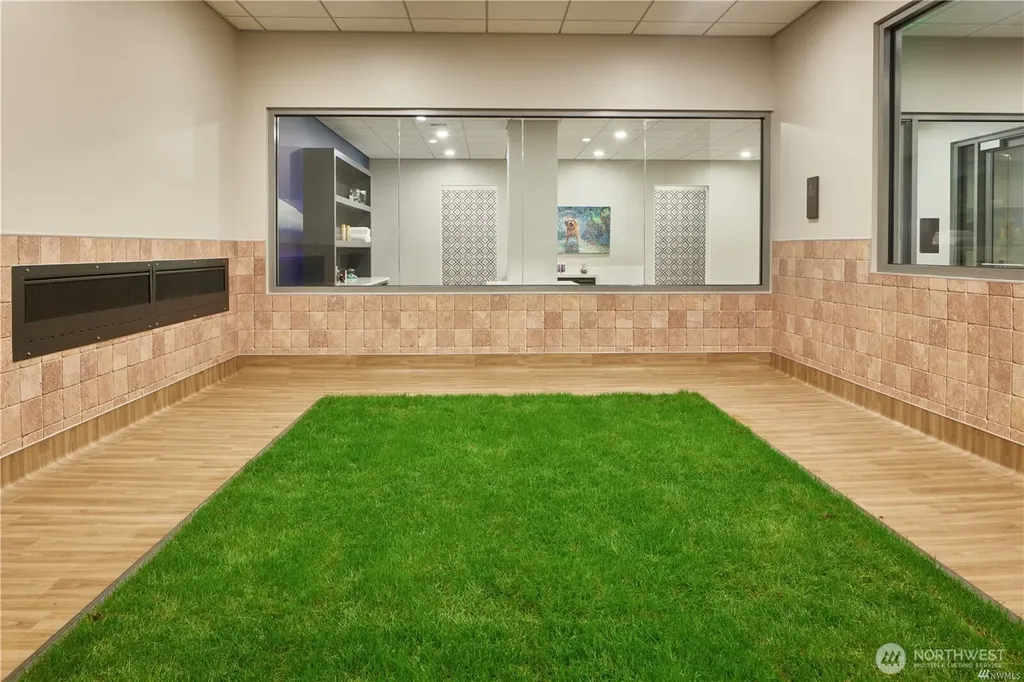 1340 4th Avenue Seattle WA 98101