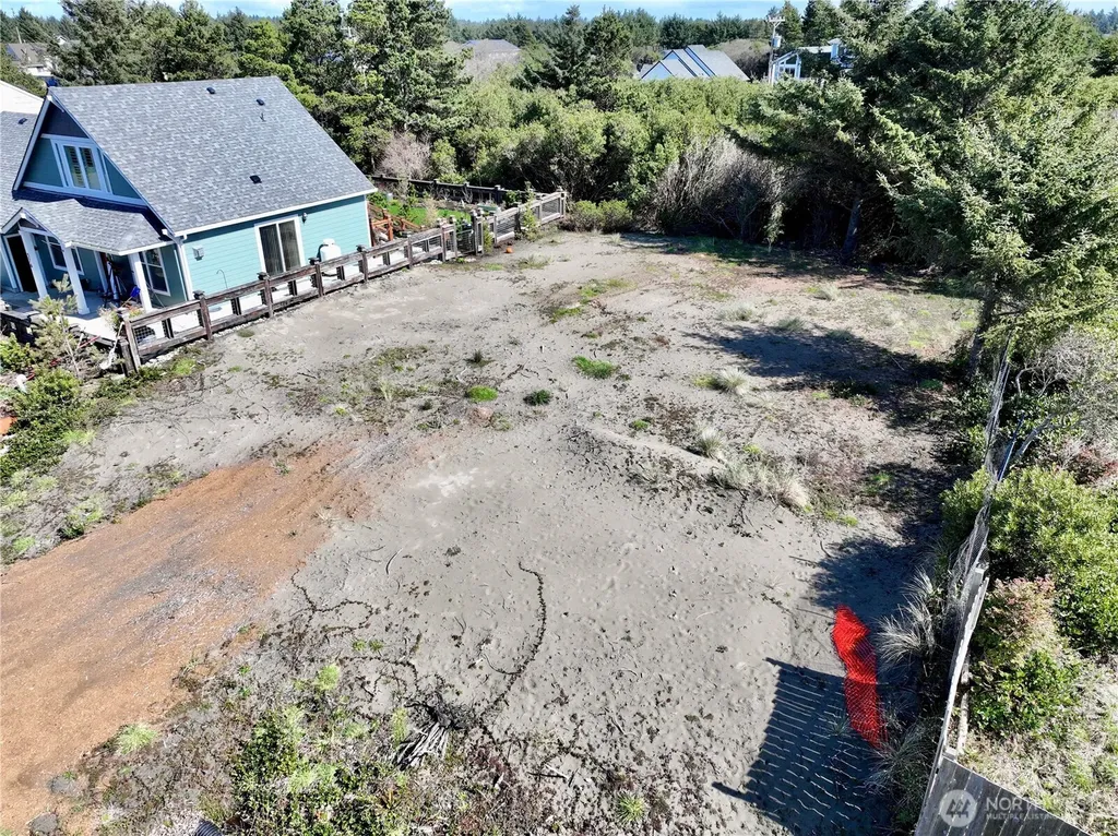 578 Sand Dune Avenue SW Ocean Shores WA 98569