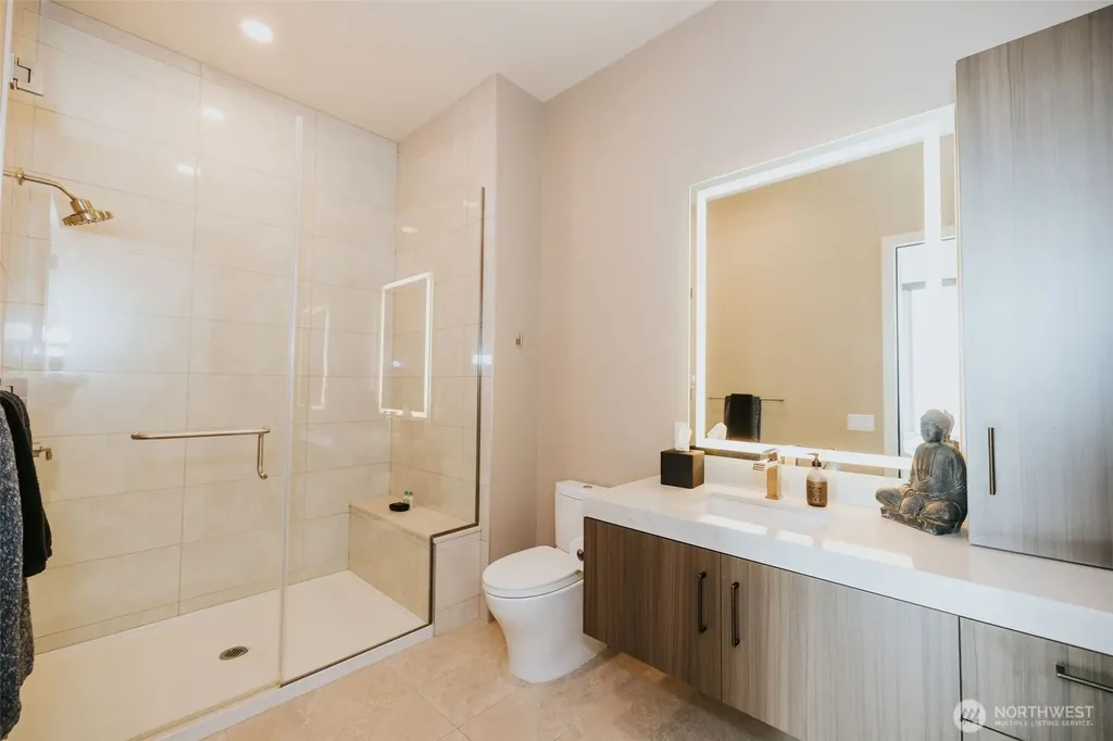 1340 4th Avenue Seattle WA 98101