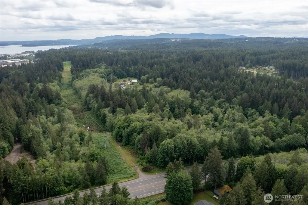 3761 NW Trigger Avenue NE Silverdale WA 98383
