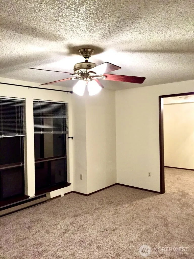 328 Burnett Avenue N Renton WA 98057