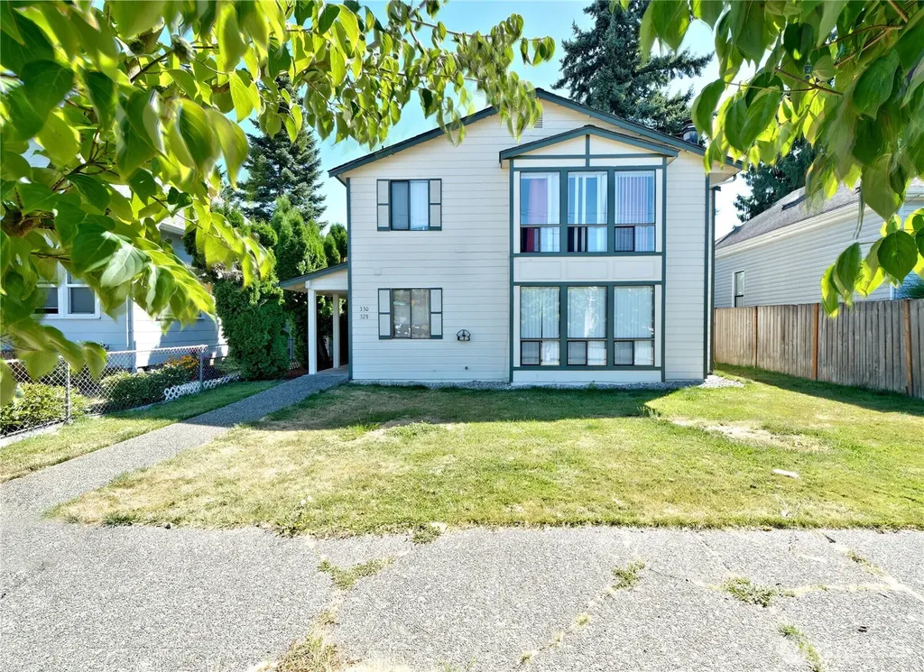 328 Burnett Avenue N Renton WA 98057