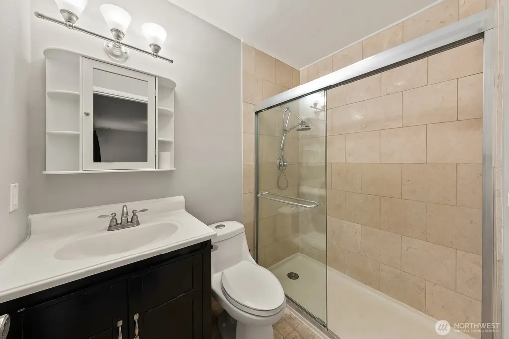 2562 Thorndyke Avenue W Seattle WA 98199