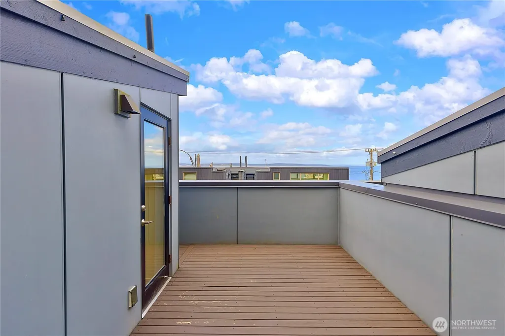 1708 Alki Avenue SW Seattle WA 98116