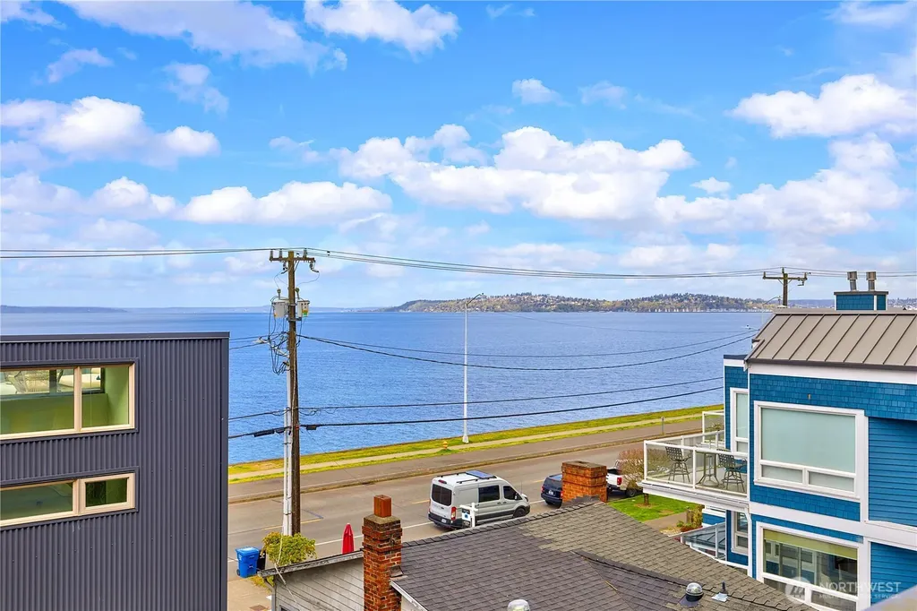 1708 Alki Avenue SW Seattle WA 98116