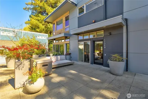 1708 Alki Avenue SW Seattle WA 98116