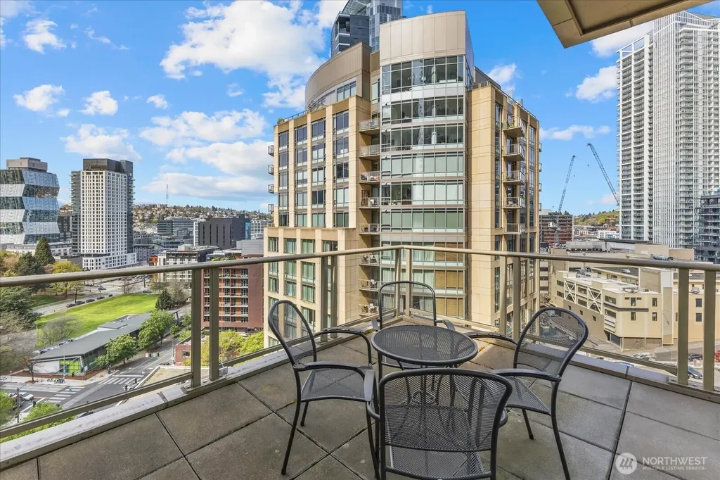 900 Lenora Street Seattle WA 98121
