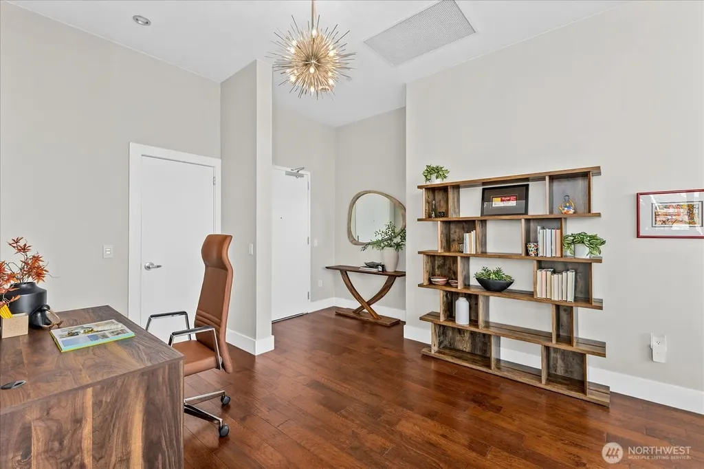 900 Lenora Street Seattle WA 98121
