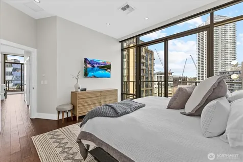 900 Lenora Street Seattle WA 98121