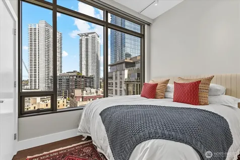 900 Lenora Street Seattle WA 98121