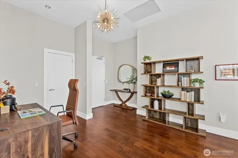 900 Lenora Street Seattle WA 98121