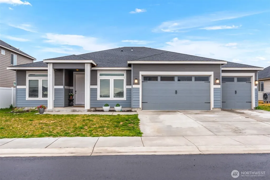 911 NE 7th Avenue Quincy WA 98848