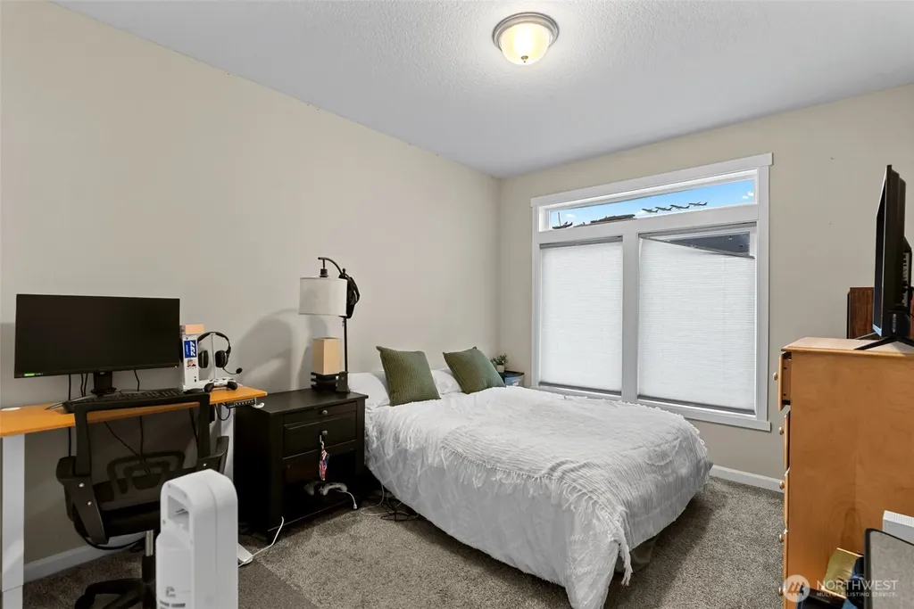 911 NE 7th Avenue Quincy WA 98848