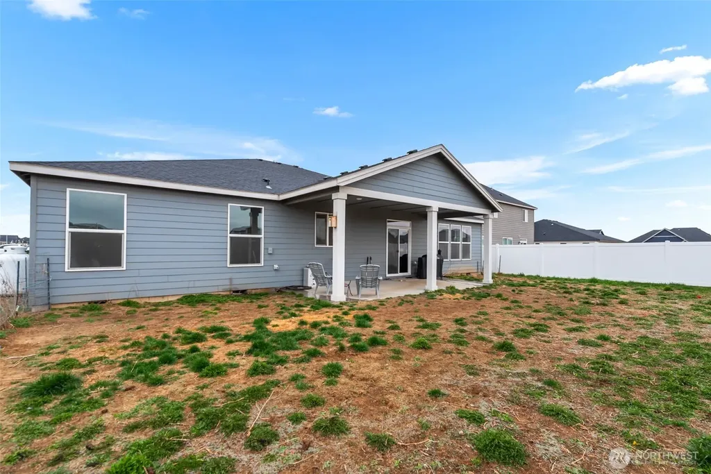 911 NE 7th Avenue Quincy WA 98848