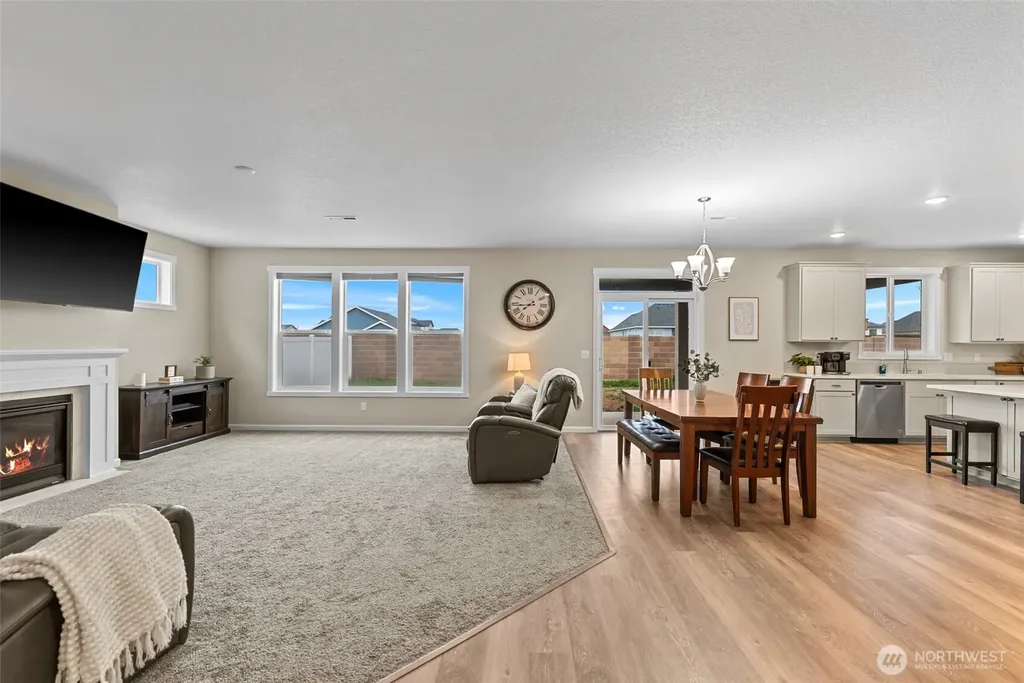 911 NE 7th Avenue Quincy WA 98848