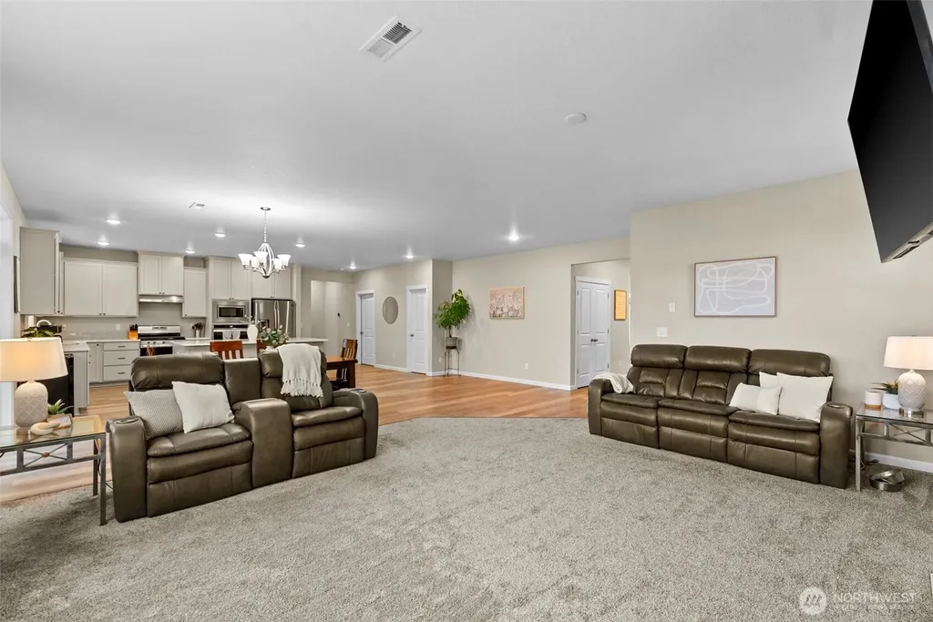 911 NE 7th Avenue Quincy WA 98848