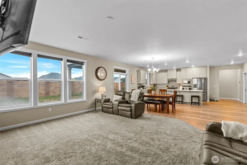 911 NE 7th Avenue Quincy WA 98848