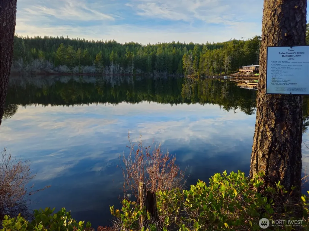 41 N Picnic Drive NW Lilliwaup WA 98555