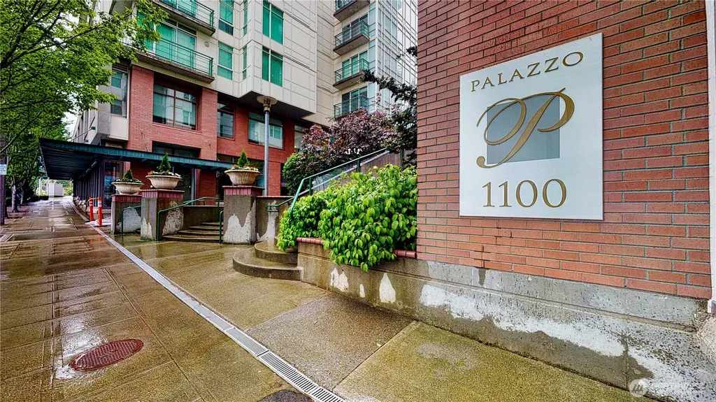 1100 106th Avenue NE Bellevue WA 98004