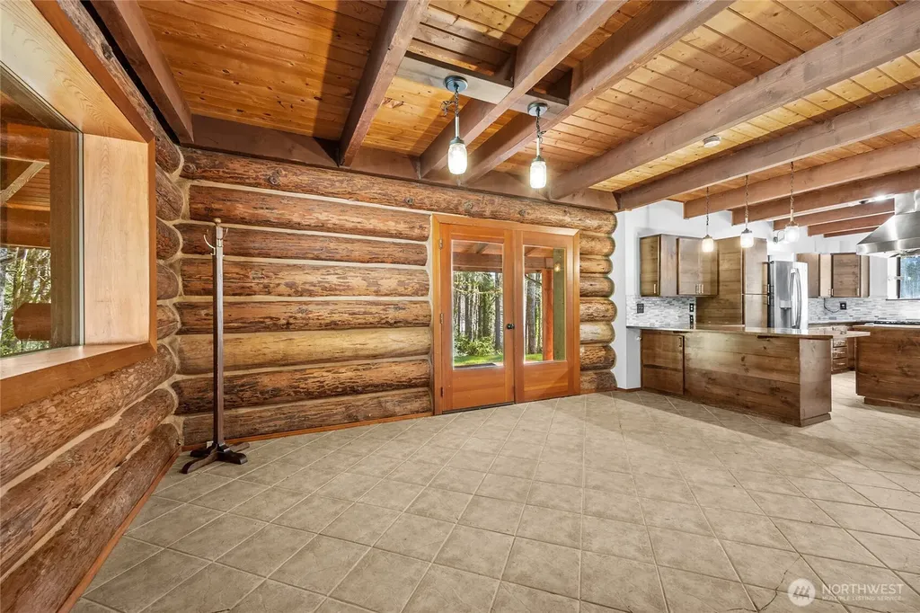 16318 82nd Street NW Lakebay WA 98349