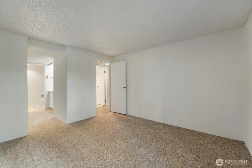 8501 Zircon Drive SW Lakewood WA 98498