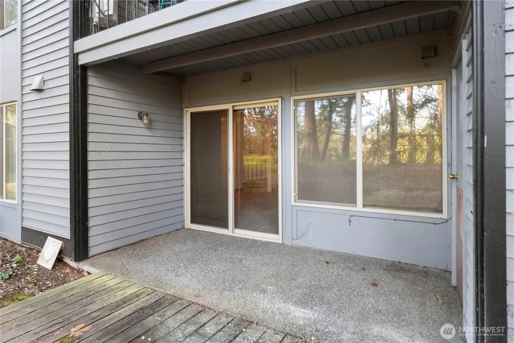 8501 Zircon Drive SW Lakewood WA 98498
