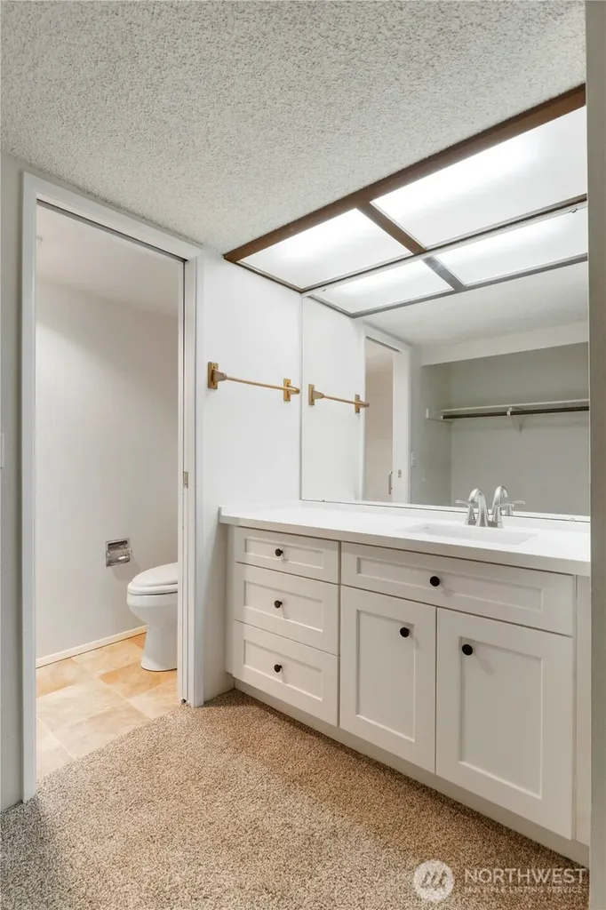 8501 Zircon Drive SW Lakewood WA 98498