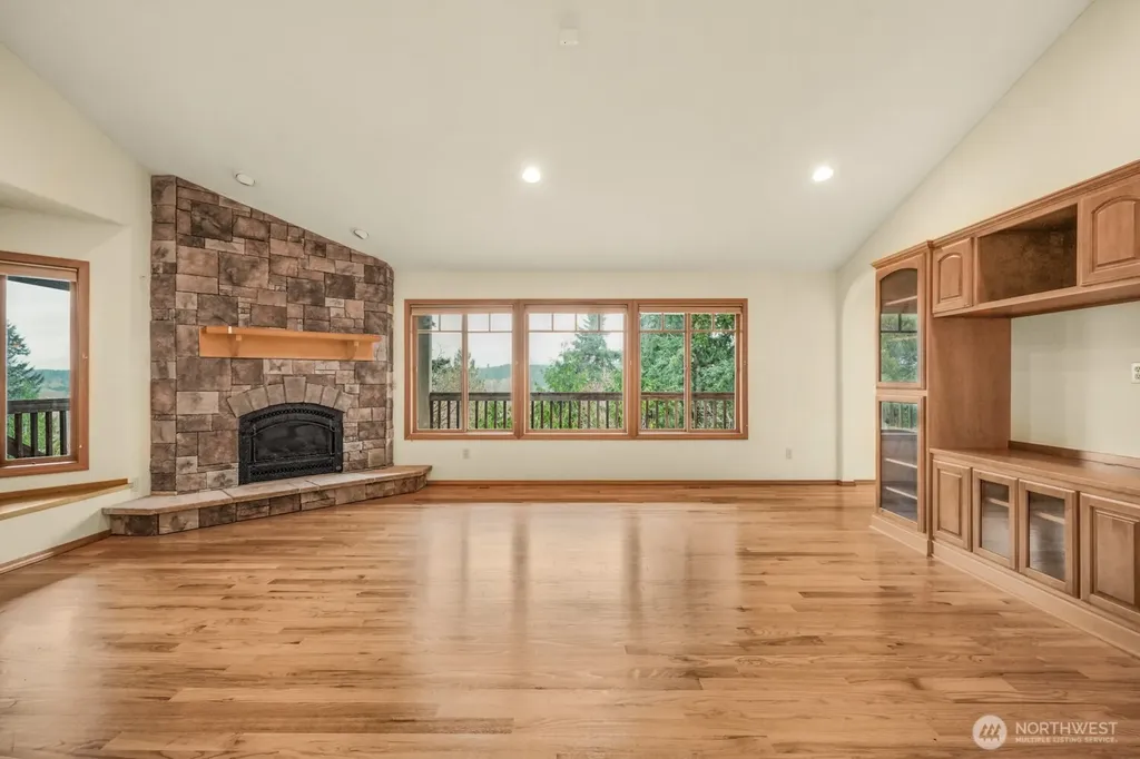 336 Big Hanaford Road Centralia WA 98531