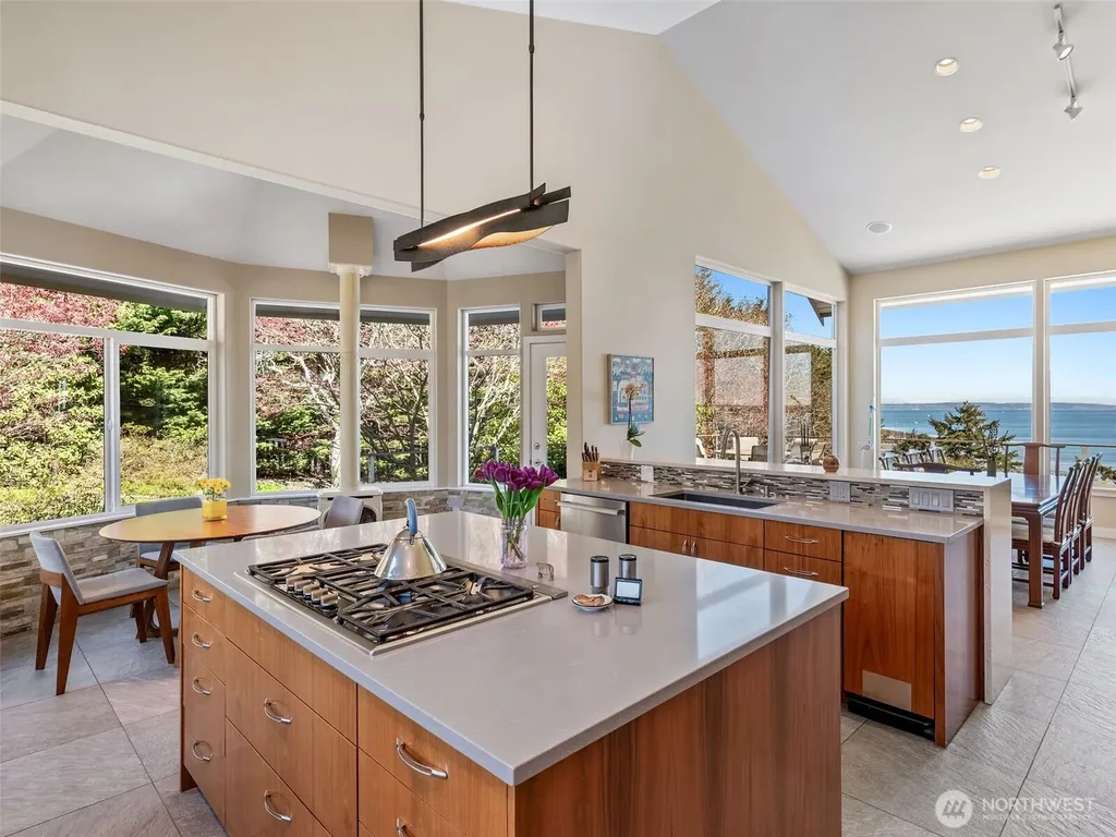 789 W Sims Way Port Townsend WA 98368