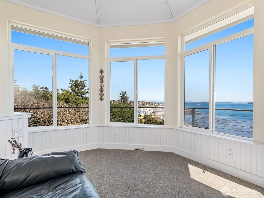 789 W Sims Way Port Townsend WA 98368
